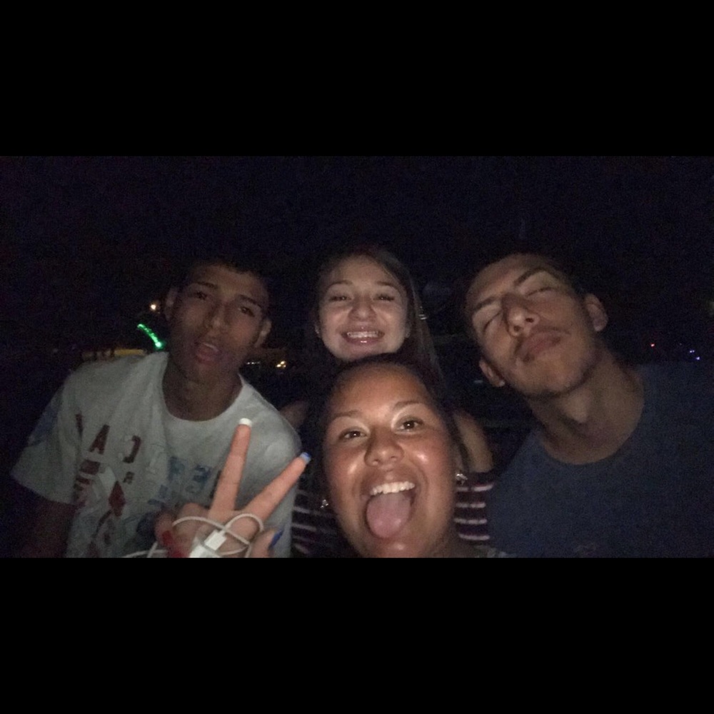 Meet your Posher, Selena